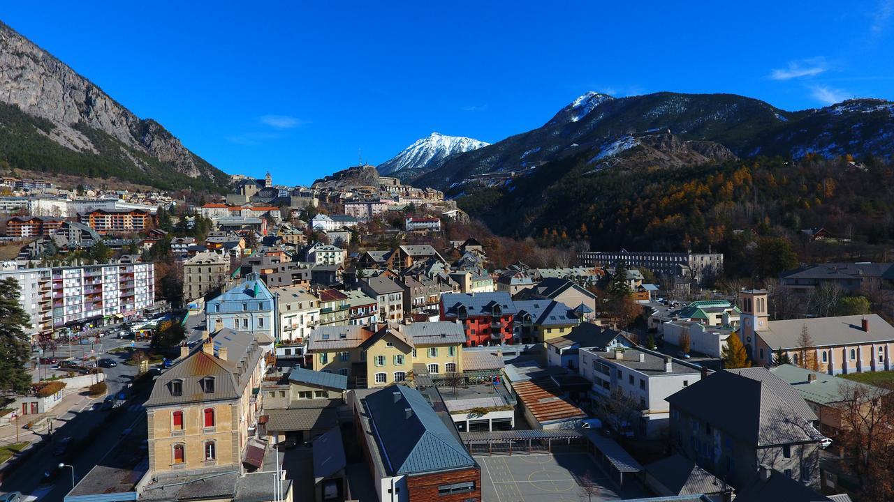 Hotel Mont-Brison Briançon Екстериор снимка